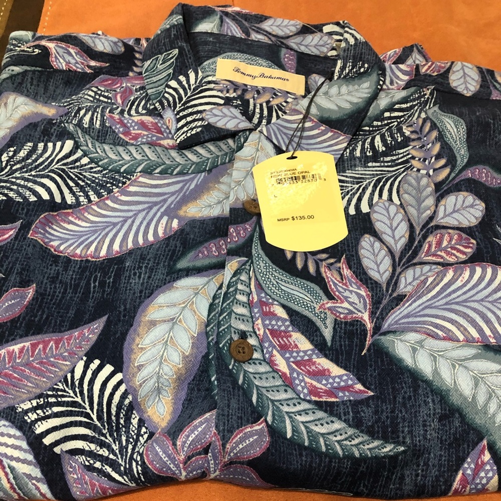 Tommy Bahama short sleeve shirt